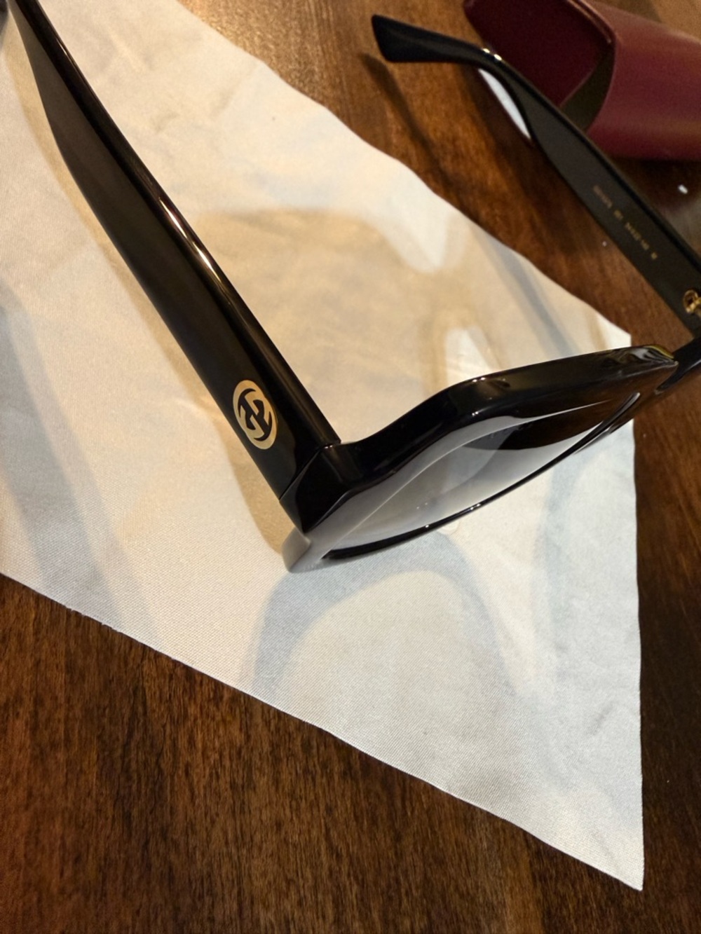 New Gucci GG1337S Black Oversized Sunglasses 54-22-140 Made in Italy w/ Case